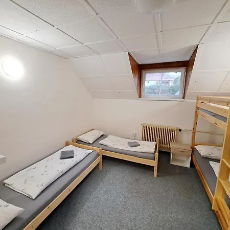 Jedlovka بيت للعطل