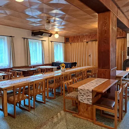 بيت للعطل Jedlovka